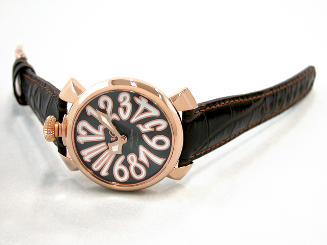 ガガミラノ マニュアーレ 40mm クォーツ 5021.3 ダークブラウン革