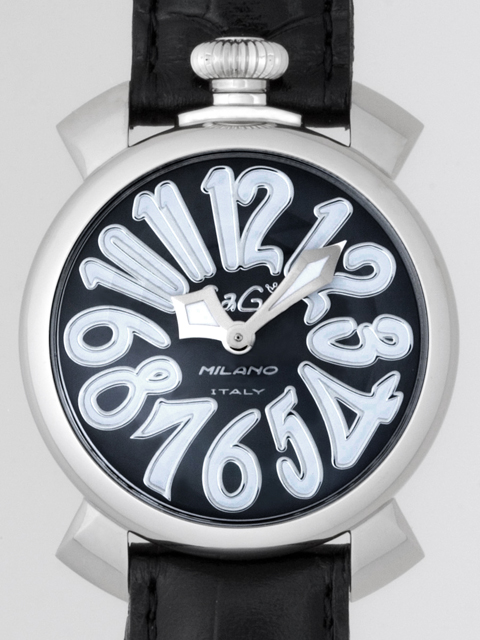 ガガミラノ マニュアーレ　40mm　クォーツ 5020.4 ブラック革