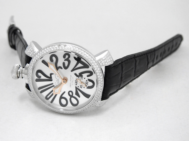 ガガミラノ マニュアーレ 48mm 手巻き ダイヤモンド 5010.1D.7S ブラック革