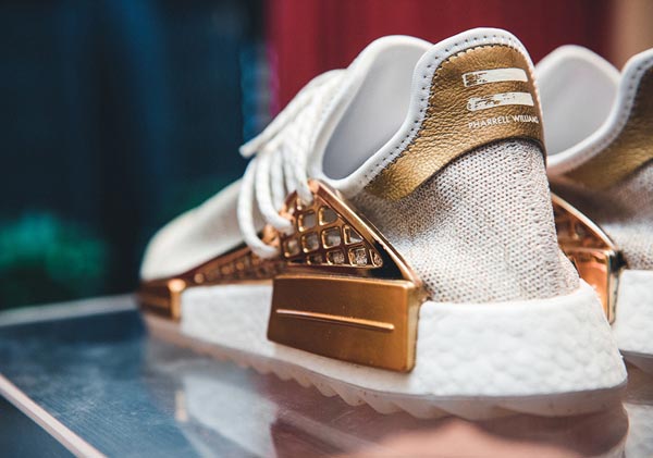 アディダススーパーコピー【Adidas】中国限定 激レア HU NMD China Happy Pack "Gold" F&F