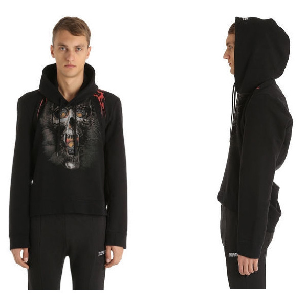 ヴェトモンスーパーコピー VETEMENTS Goth skull フーディー/パーカー ヴェトモン スカルプリント ウォシュ加工フーディー