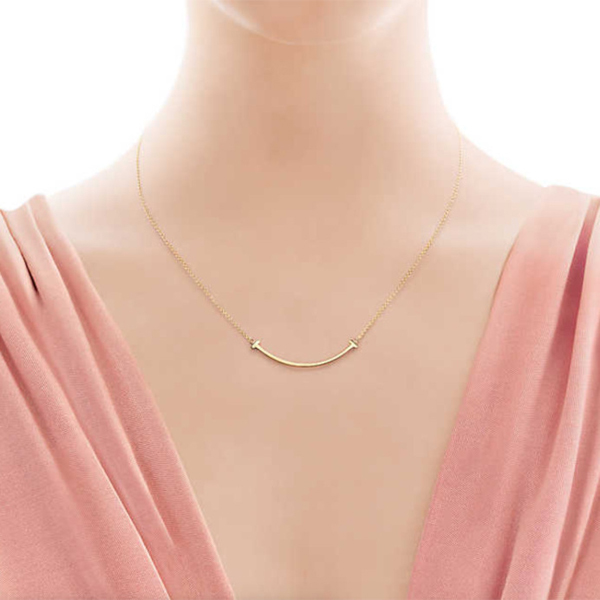ティファニー コピー【Tiffany & Co】T Smile Pendant(gold or rose)