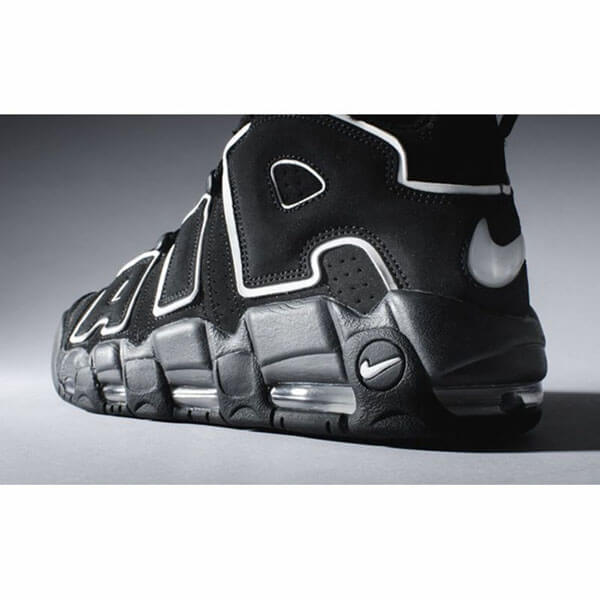 【ナイキ】ナイキ スニーカー コピー 入手困難☆ 大人気!! エアモアップテンポ Air More Uptempo 720
