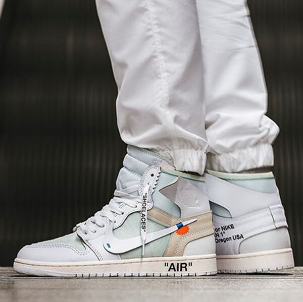 ナイキ オフ ホワイト スニーカー コピー OFF-WHITE ナイキ Air Jordan 1 Retro High OG “WHITE” SS 18