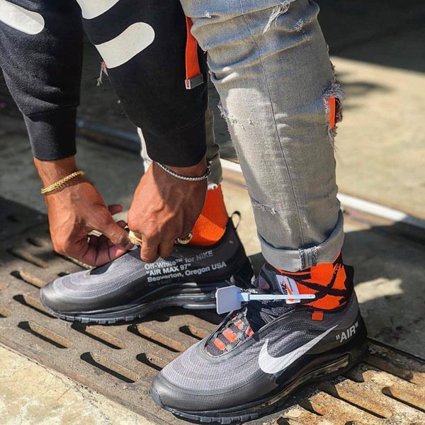 オフ ホワイト ナイキ エアマックス スニーカー コピー ナイキ Off-White Air Max 97 ナイキ オフホワイト エアマックス97 AJ4585-001