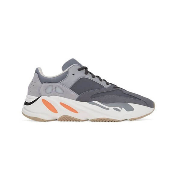 アディダス イージーブースト 偽物【アディダス】激レア ☆ 入手困難 超限定 Yeezy Wave Runner 700 OG FV9922