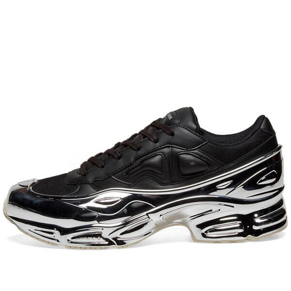 アディダス イージーブースト 偽物 完売必至♪アディダス×Raf Simons♪"RS OZWEEGO"♪
