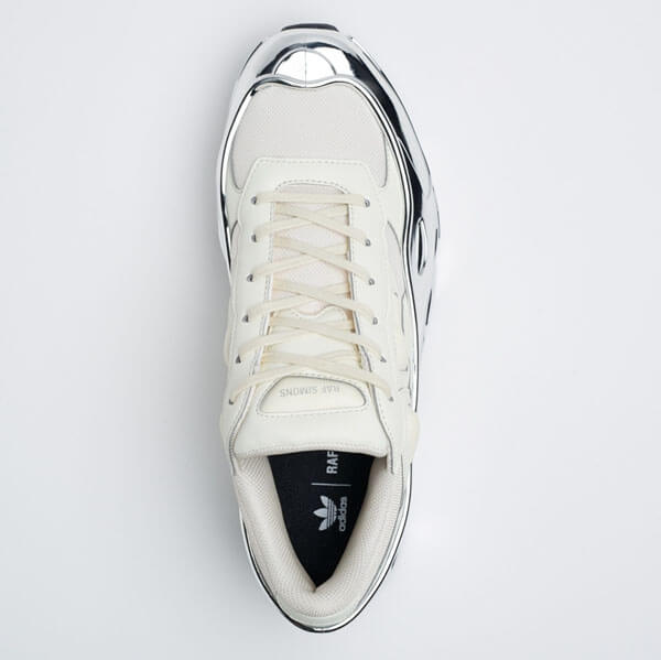 アディダス 偽物 イージーブースト 完売必至♪アディダス×Raf Simons♪"RS OZWEEGO"♪オズウィーゴ♪