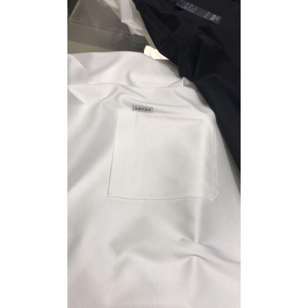 プラダ Tシャツ コピー PRADA ポケットロゴTシャツUJN658
