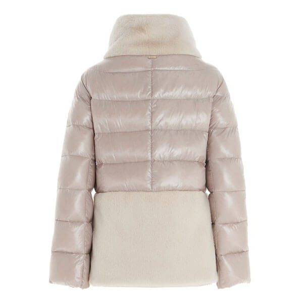 ヘルノ 偽物【早期完売!HERNO☆海外発】エコファー付き feather jacket PI1123D120171985 ヘルノ 偽物【早期完売!HERNO☆海外発】エコファー付き feather jacket PI1123D120171985
