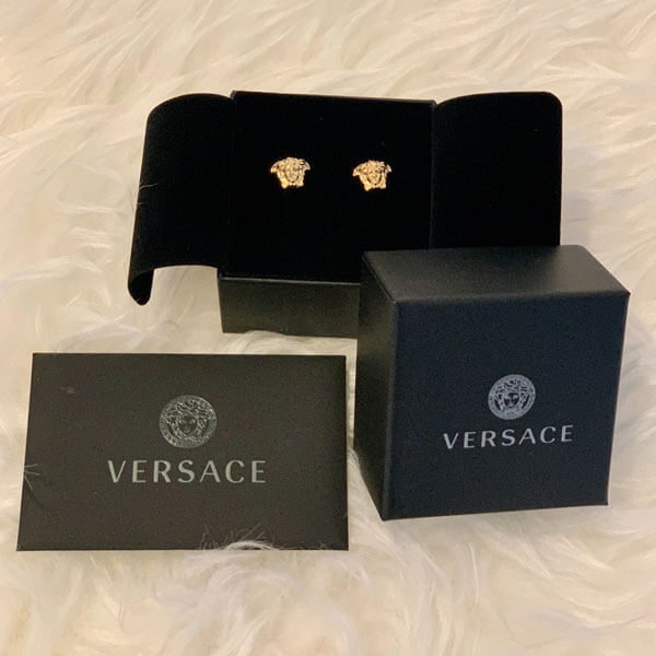 ヴェルサーチ ピアス 偽物 人気急上昇【VERSACE】メドゥーサ・ゴールド♪