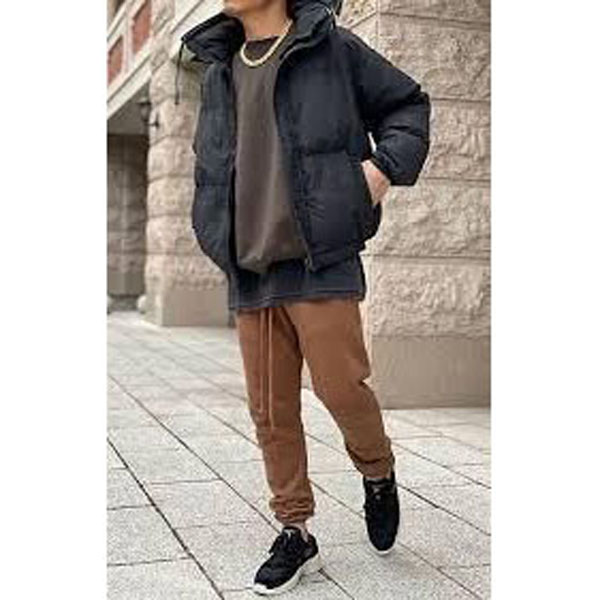 フィアオブゴッド 偽物 エッセンシャルズ 日本未入荷 激レア!FEAR OF GOD ESSENTIALS Puffer Jacket