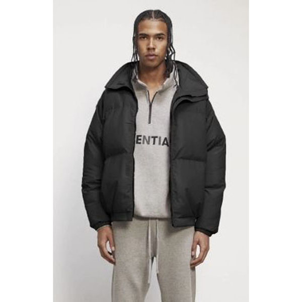 フィアオブゴッド 偽物 エッセンシャルズ 日本未入荷 激レア!FEAR OF GOD ESSENTIALS Puffer Jacket