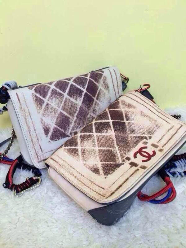 2014新作シャネルスーパーコピーバッグレア限定入荷【プリントキャンバスBAG】boy シャネル