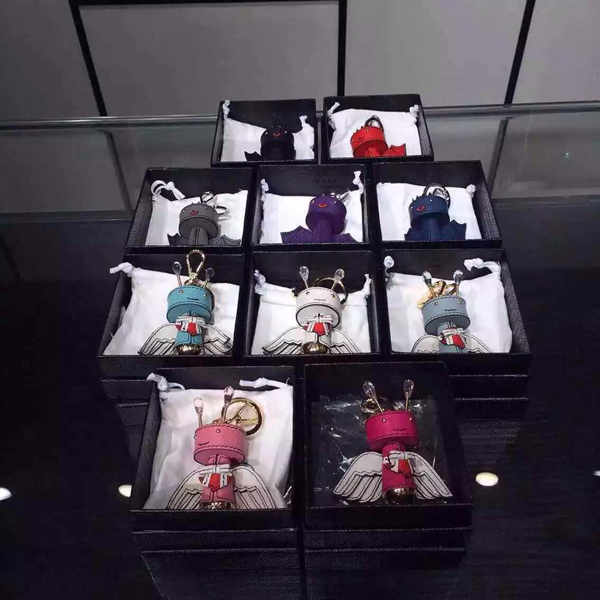 2015SS VIPセール大人気！Prada プラダ コピー新作チャーム付きキーリング/1AP729