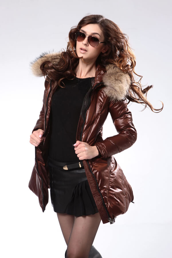 安価な最高品質2015AW冬季新作!!MONCLER(モンクレールスーパーコピー)レディースダウンジャケット8804 
