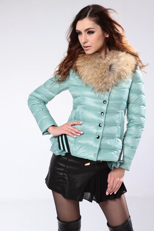 業界最高品質の海外2015新作!!MONCLER(モンクレールスーパーコピー)レディースダウンジャケット9908
